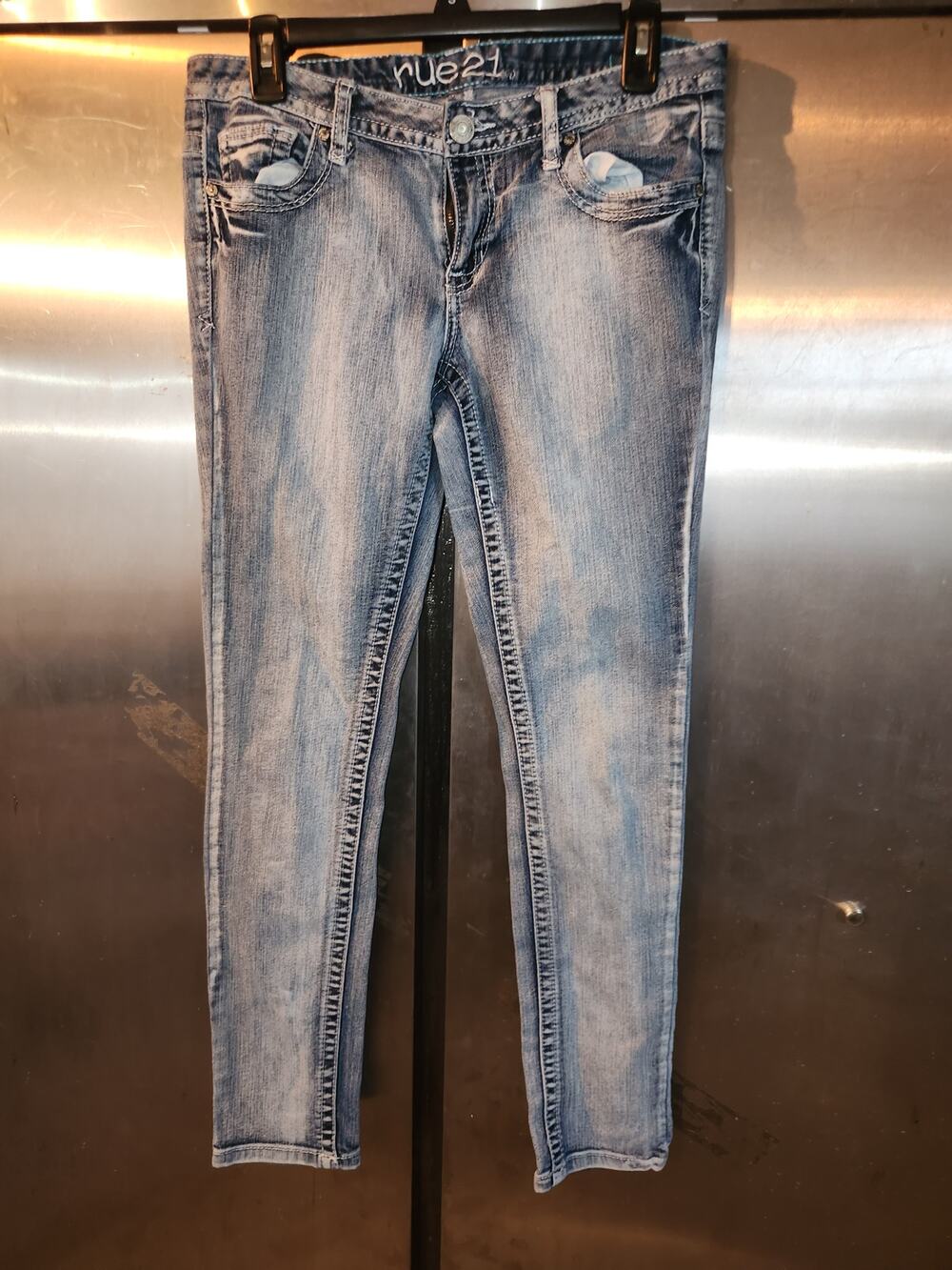 Rue21 Low-Rise Skinny Jeans Womens Size S Light Wash Distressed Denim